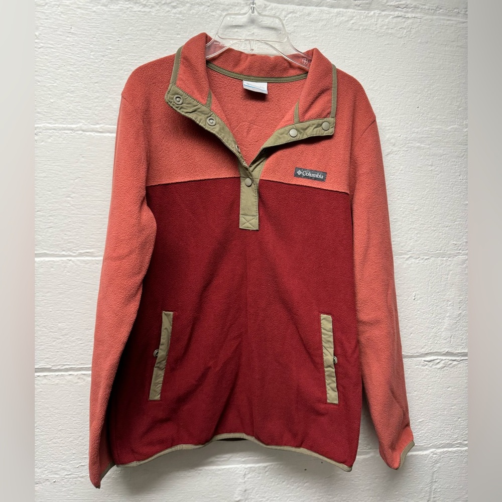 Columbia Two-Tone Salmon and Burgundy Fleece Pullover